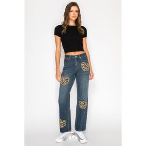 Cali1850 Nwt Leopard Patch Straight Leg Jeans